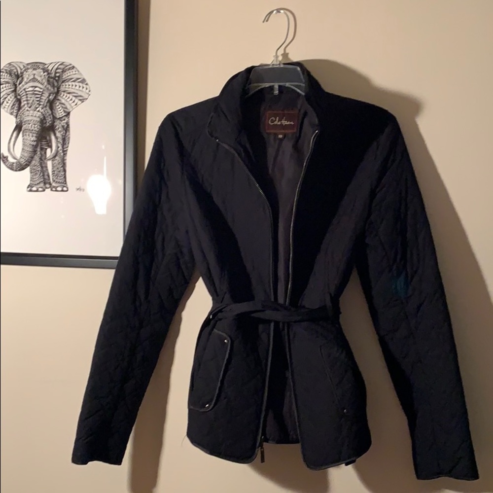 Amazingly light and warm mid size trench coat